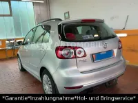 Gebraucht VW Golf VI Comfortline 122 PS (89 kW) 2009 Silver leaf white gold Kleinwagen