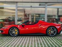 Nouă Ferrari 296 840 CP (617 kW) 2025 Roșu Cabrio