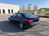 Second-hand BMW 320 150 CP (110 kW) 1996 Albastru Berlinǎ