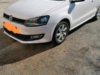 Gebraucht VW Polo 90 PS (66 kW) 2014 Weiß Kleinwagen