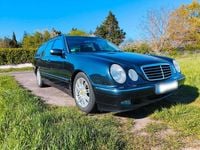 Gebraucht Mercedes E280 Avantgarde 204 PS (150 kW) 2000 Schwarz Kombi