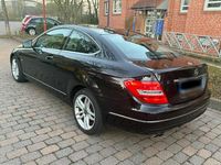 Gebraucht Mercedes C180 156 PS (114 kW) 2011 Schwarz Coupé