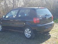 Gebraucht VW Polo 50 PS (36 kW) 2000 Schwarz Limousine