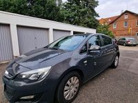 Gebraucht Opel Astra 120 PS (88 kW) 2013 Grau Limousine