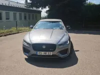 Gebraucht Jaguar XE R-Dynamic 179 PS (131 kW) 2020 Grau Limousine