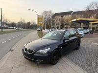 Gebraucht BMW 525 Sport Line 218 PS (160 kW) 2008 Blau Kombi