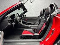 Gebraucht Porsche Boxster Spyder 500 PS (367 kW) 2024 Rot Cabrio