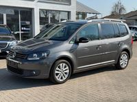 Gebraucht VW Touran Style 105 PS (77 kW) 2011 Grau Van / Kleinbus