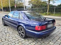 Second-hand Audi A8 310 CP (228 kW) 2000 Albastru Berlinǎ