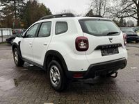 Gebraucht Dacia Duster Comfort 114 PS (83 kW) 2018 Gletscherweiss SUV