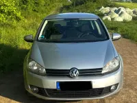 Gebraucht VW Golf VI Team 105 PS (77 kW) 2010 Silber Kleinwagen