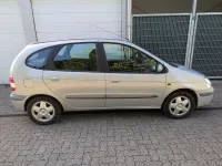 Gebraucht Renault Scénic 139 PS (102 kW) 2002 Silber Van / Kleinbus