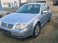 Gebraucht VW Bora Pacific 115 PS (84 kW) 2004 Silber Limousine