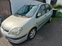 Używany Renault Scénic 102 KM (75 kW) 2000 Srebrny Minivan