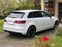 Gebraucht Audi A3 110 PS (80 kW) 2014 Weiß Limousine