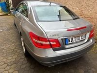 Gebraucht Mercedes E350 265 PS (194 kW) 2011 Grau Coupé