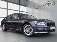 Gebraucht BMW 750 449 PS (330 kW) 2017 Sophistograu metallic Limousine