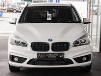 Gebraucht BMW 225 iPerformance 136 PS (100 kW) 2016 Weiß Van / Kleinbus