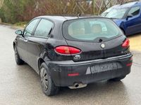 gebraucht Alfa Romeo 147 Alfa1.9 JTD*LEDER*KLIMA*NAVI*TÜV 3/24*