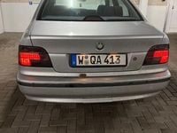 Gebraucht BMW 528 193 PS (141 kW) 1998 Silber Limousine