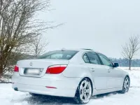 Gebraucht BMW 523 190 PS (139 kW) 2007 Silber Limousine
