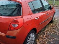 Gebraucht Renault Clio III 101 PS (74 kW) 2008 Rot Kleinwagen