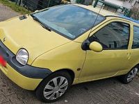 Gebraucht Renault Twingo 58 PS (42 kW) 2001 Gelb Kleinwagen