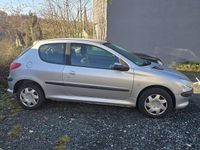 Gebraucht Peugeot 206 60 PS (44 kW) 2005 Grau Kleinwagen