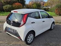 Gebraucht Toyota Aygo Business Edition 72 PS (52 kW) 2021 Weiß Kleinwagen