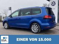 Gebraucht VW Sharan Highline 150 PS (110 kW) 2019 Blau metallic Van / Kleinbus