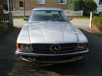 Gebraucht Mercedes SLC380 218 PS (160 kW) 1981 Silber metallic Coupé