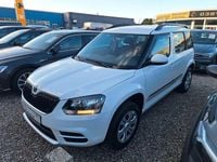 Gebraucht Skoda Yeti Active 105 PS (77 kW) 2015 Weiß SUV