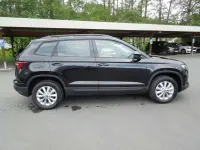 Neu Skoda Karoq Selection 150 PS (110 kW) 2025 Blackmagicperleffekt SUV