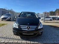 Gebraucht Mercedes B200 140 PS (102 kW) 2009 Schwarz Van / Kleinbus