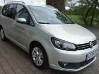 Gebraucht VW Touran Life 140 PS (102 kW) 2014 Gold Van / Kleinbus