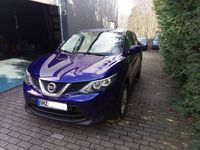 Gebraucht Nissan Qashqai 116 PS (85 kW) 2016 Blau SUV