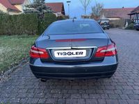 gebraucht Mercedes E220 CDI DPF Coupe BlueEFFICIENCY 7G-TRONIC Elegance