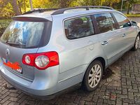 Gebraucht VW Passat 140 PS (102 kW) 2006 Blau Kombi