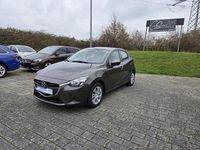Gebraucht Mazda 2 Center-Line 90 PS (66 kW) 2015 Silber Limousine