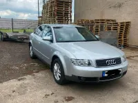 Używany Audi A4 130 KM (95 kW) 2001 Srebrny Sedan/Limuzyna