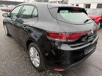 Gebraucht Renault Mégane IV Zen 140 PS (102 kW) 2023 Schwarz Limousine