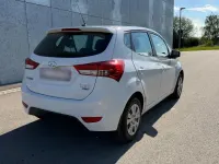Gebraucht Hyundai ix20 90 PS (66 kW) 2014 Weiß Kleinwagen
