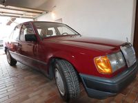 Gebraucht Mercedes 250 94 PS (69 kW) 1989 Rot Limousine