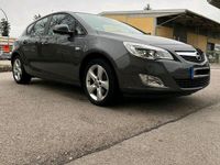 gebraucht Opel Astra Turbo 140 PS 06/2012