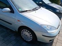 Second-hand Ford Focus 100 CP (73 kW) 2004 Albastru Break
