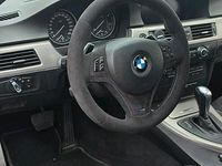Gebraucht BMW 330 245 PS (180 kW) 2012 Weiß Coupé