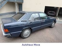 Gebraucht Mercedes 190 109 PS (80 kW) 1990 Blau Limousine