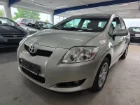 Gebraucht Toyota Auris Team 124 PS (91 kW) 2008 Silber Kleinwagen