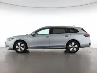 Gebraucht VW Passat Business 150 PS (110 kW) 2025 Oyster silver Kombi