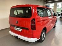 Neu VW T7 150 PS (110 kW) 2025 Rot Van